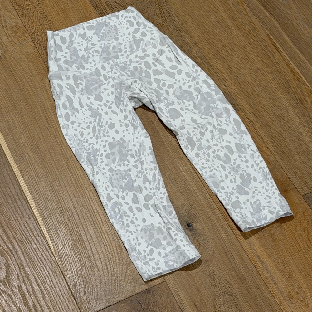 Lululemon Align Cheetah Cropped Leggings 0
